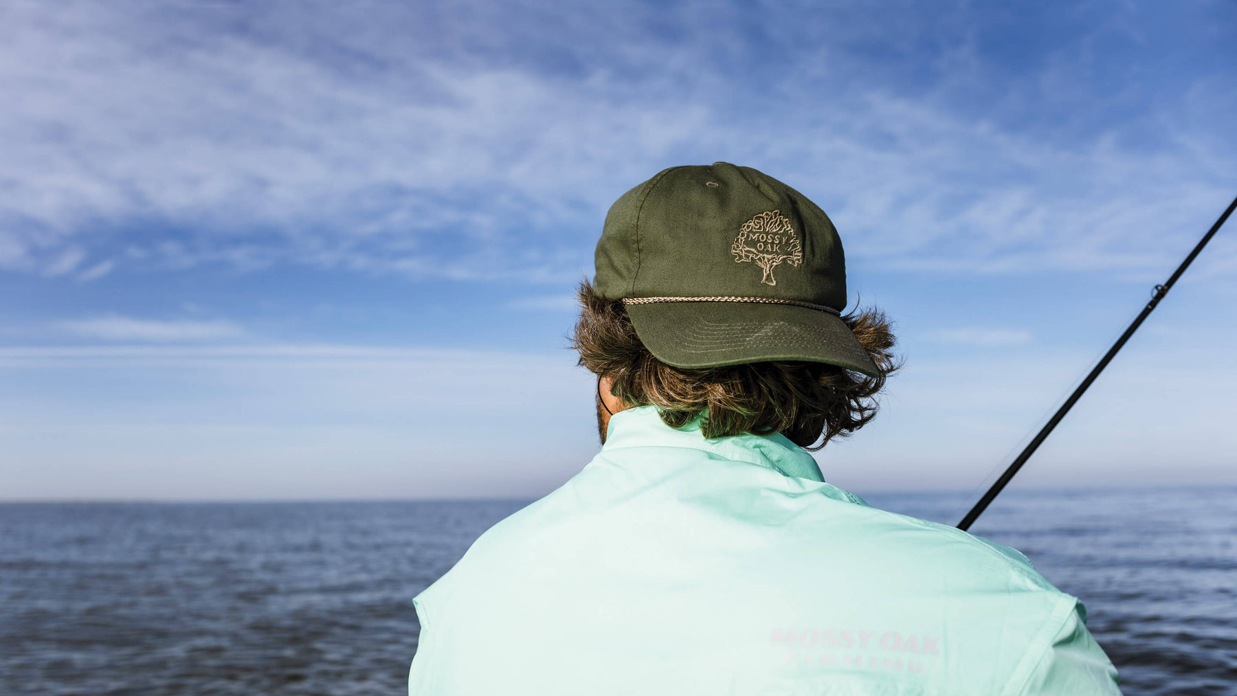 FISHING SHIRT. Mossy Oak - Magellan Pro Fishing Shirt New w/Tags UPF 50 -  MED.