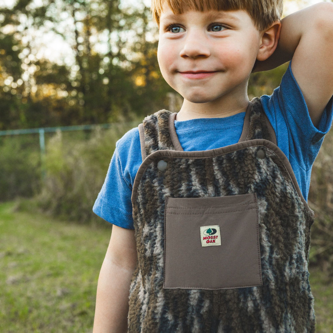 Campfire Fleece Toddler Bib – The Mossy Oak Store